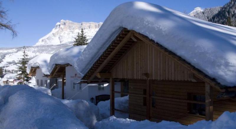 Hotel Dolomiti La Villa  Luaran gambar
